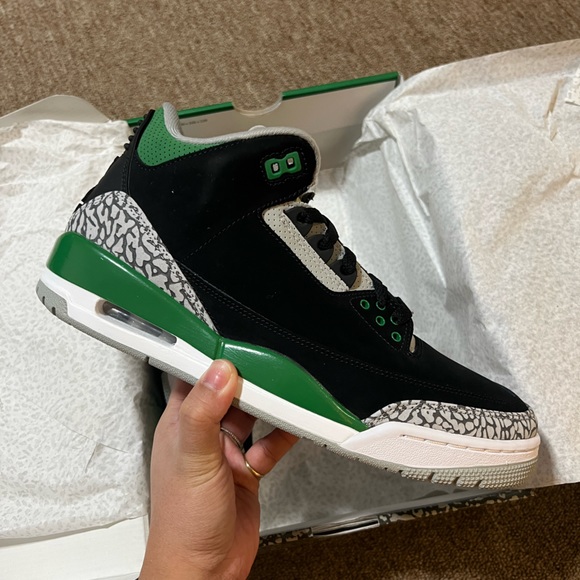 Jordan 3 Retro ‘Pine Green’ - Picture 4 of 7